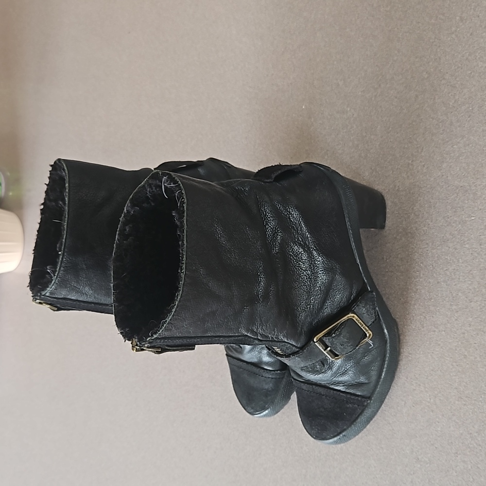 Women's size 7 boots